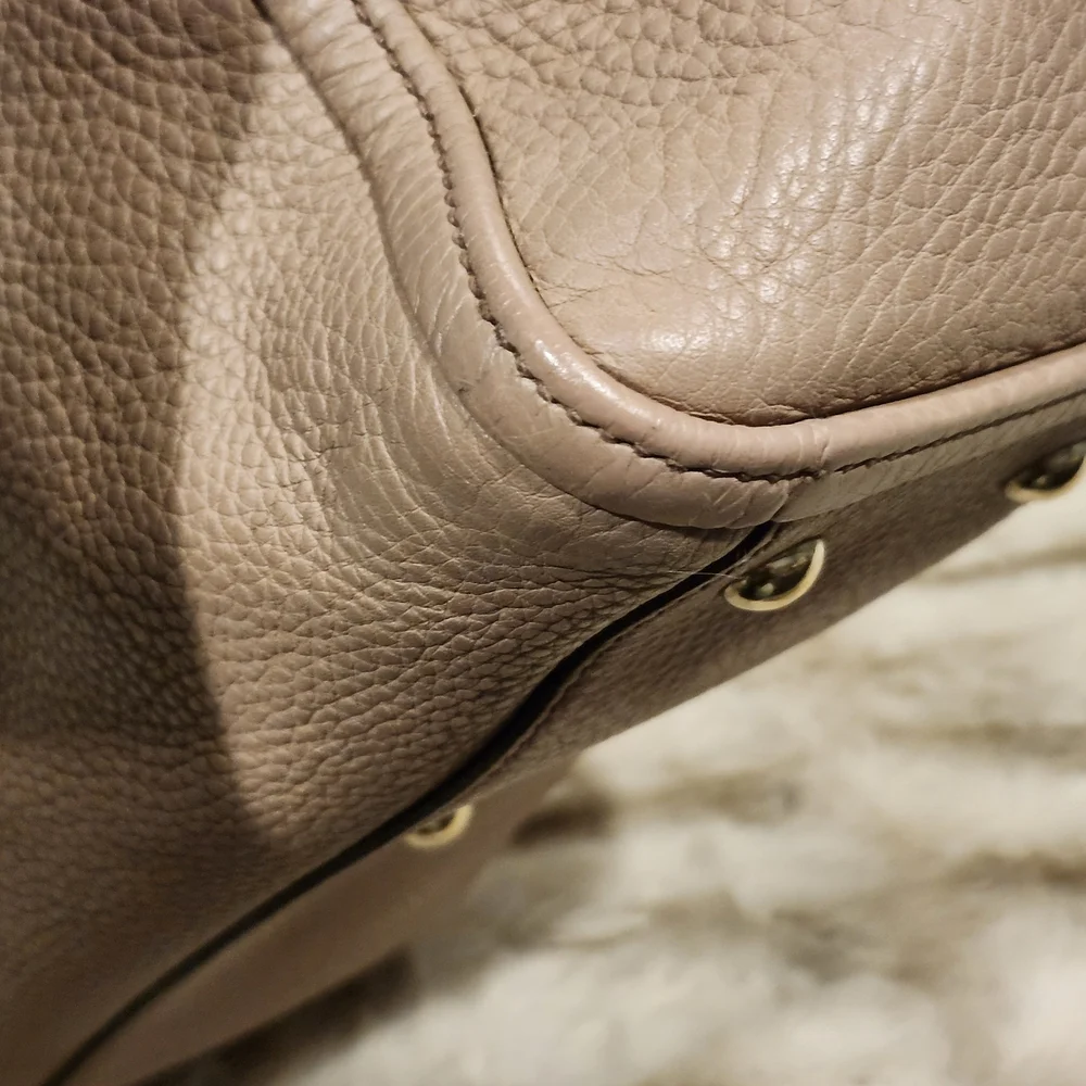 Gucci Blush Pink Soho Crossbody/ Tote Bag - Picture 7 of 16